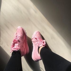 PINK OPENING CEREMONY X REEBOK SNEAKERS